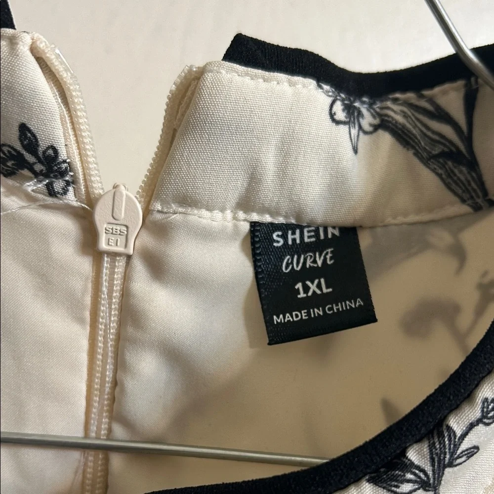SHEIN Black and White Floral Puff Sleeve Mini Dress - Picture 2 of 5